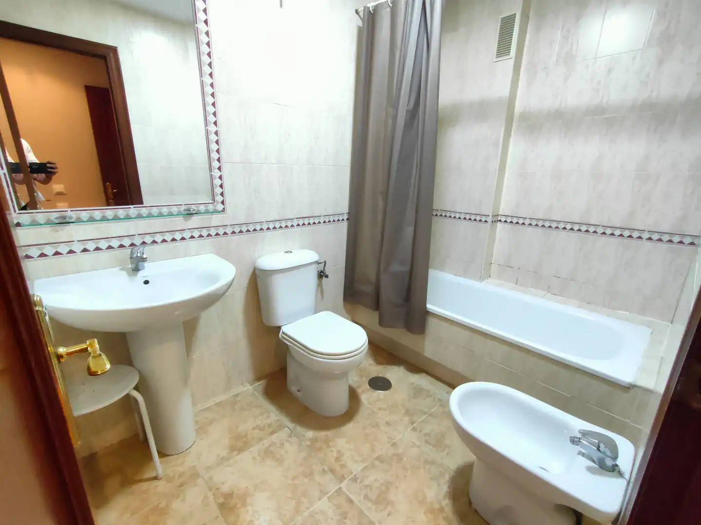 Piso con terraza en venta en Serafin Alvarez Campana 7, imagen 16