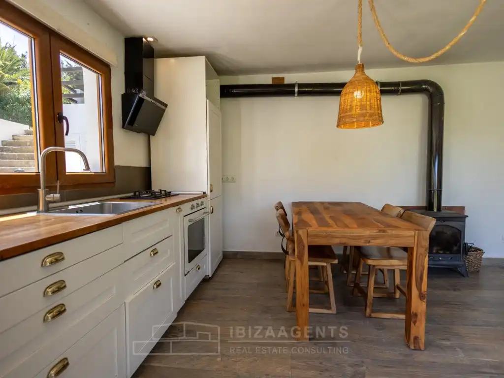 Kitchen of Houses for sale in Santa Eulària des Riu  with Air Conditioner, Terrace and TV