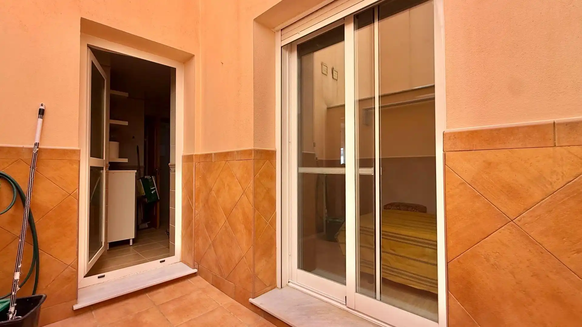 Wohnung zum Verkauf in Mijas mit Klimaanlage, Terrasse und Möbliert