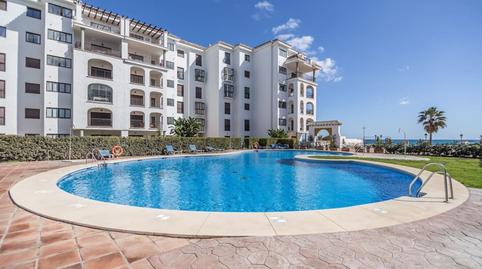 Foto 2 de Apartamento de alquiler en Urbanizacion Marina de la Duquesa, 157, Puerto de la Duquesa, Manilva