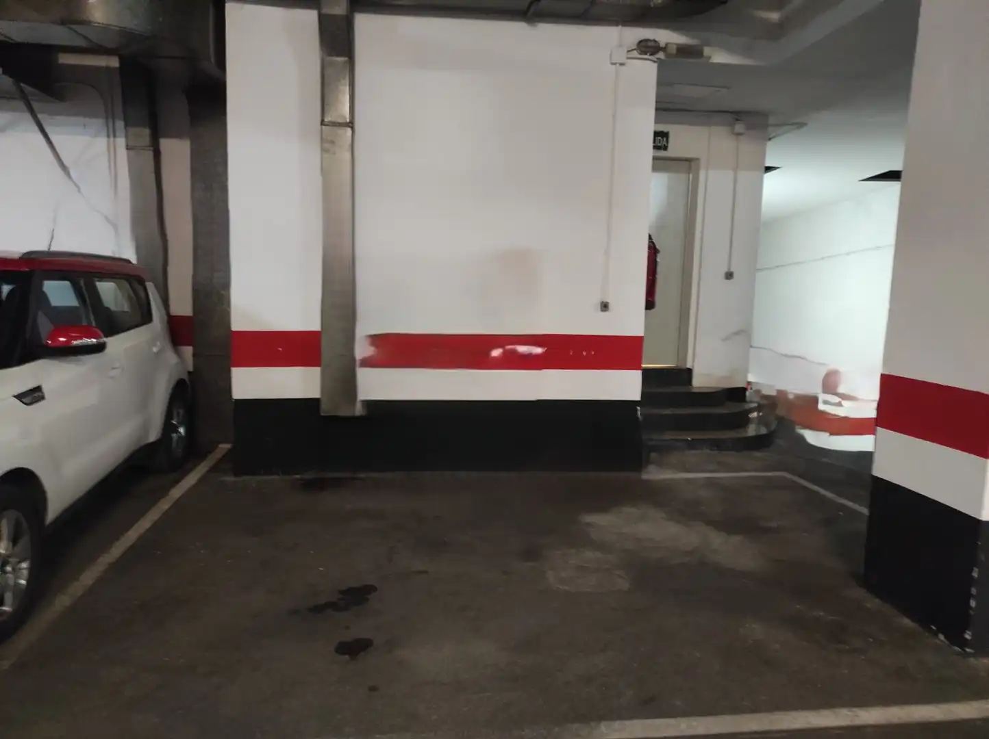 Parking of Flat for sale in Zaragoza  with Air Conditioner, Heating and Oven
