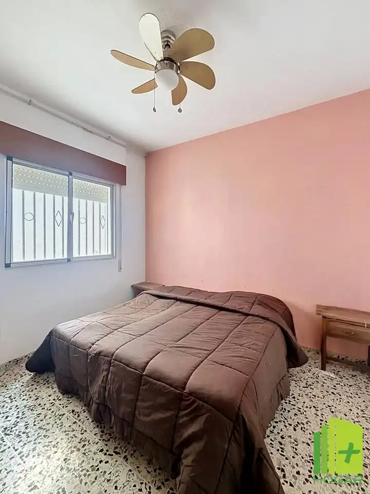 Habitación de Planta baja en venta en Motril con Trastero