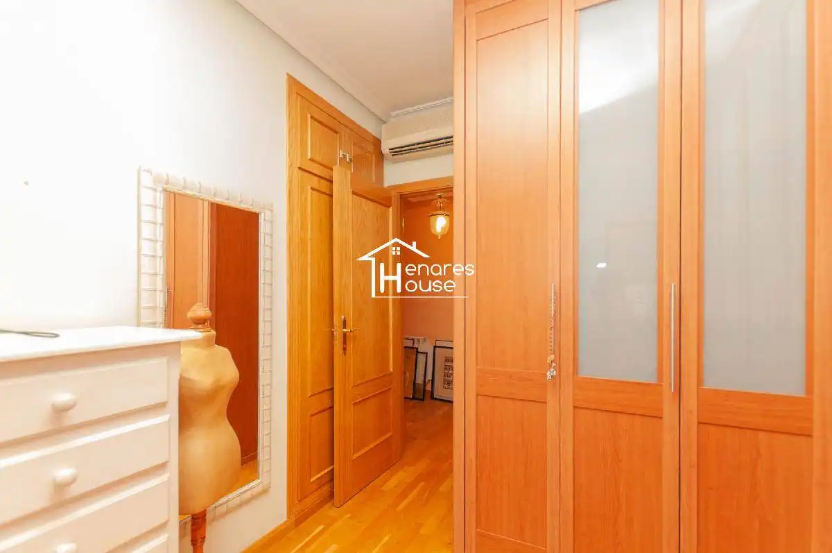 Dúplex en venta en Alcalá de Henares con Aire acondicionado, Calefacción y Parquet