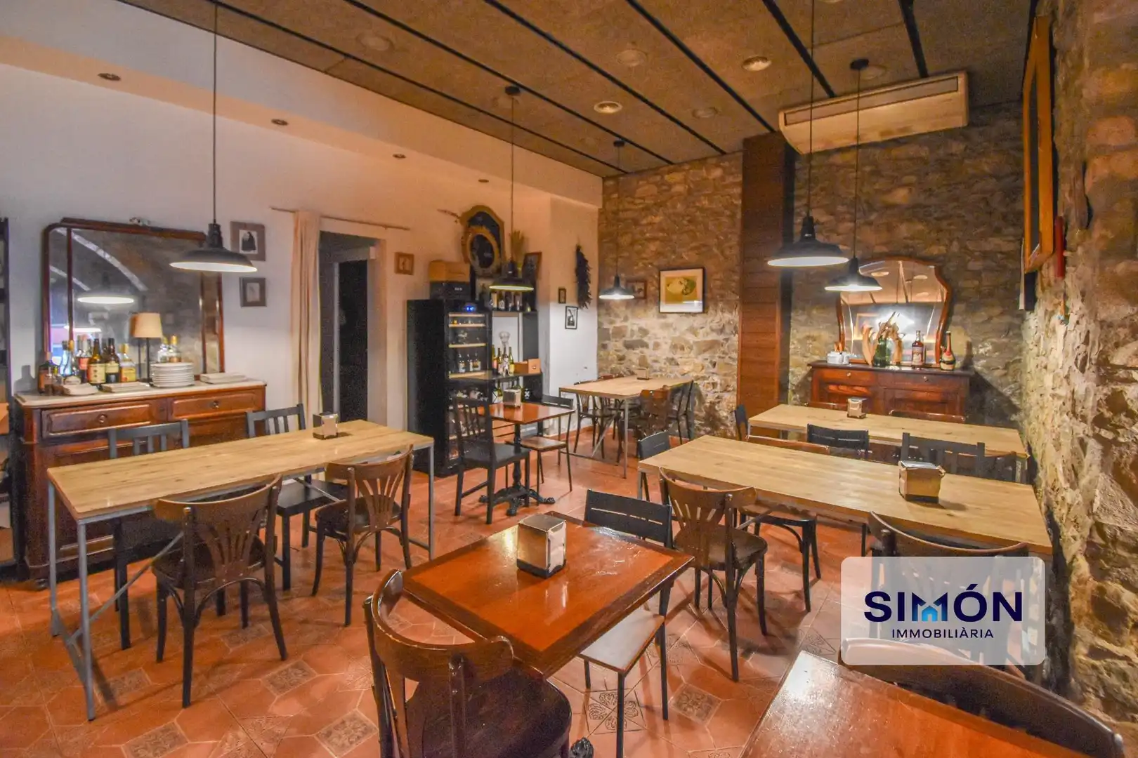 Commercial properties for sale in El Pont de Vilomara i Rocafort
