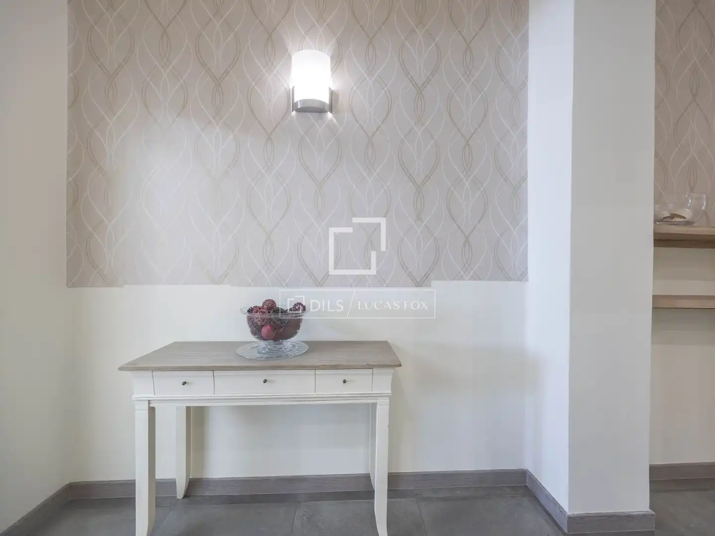 Flat for rent in Valencia  with Air Conditioner, Parquet flooring and Furnished