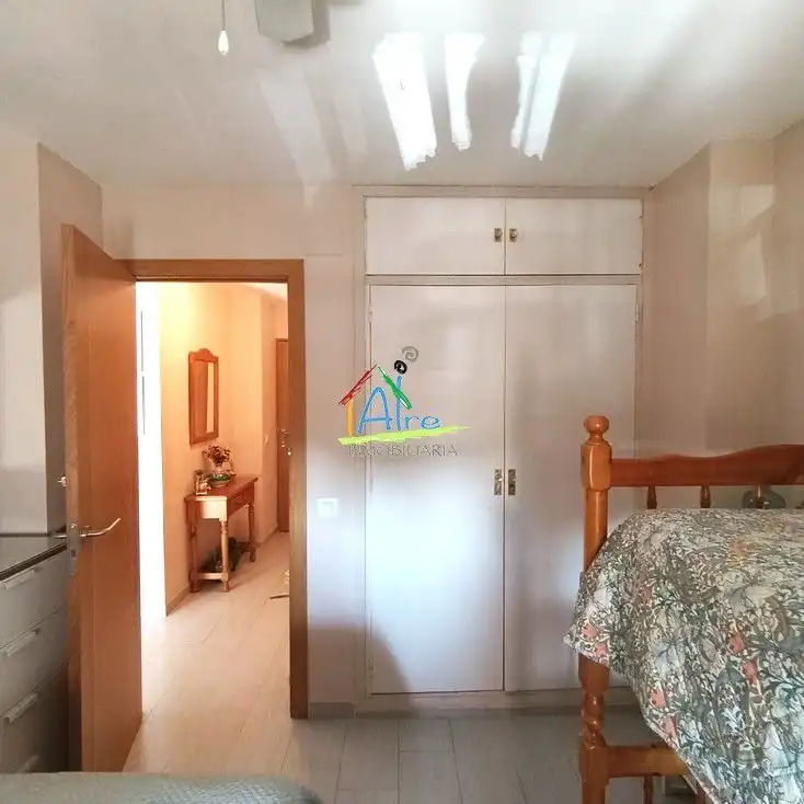 Dormitori de Apartament en venda en Almonte amb Aire condicionat, Terrassa i Piscina comunitària