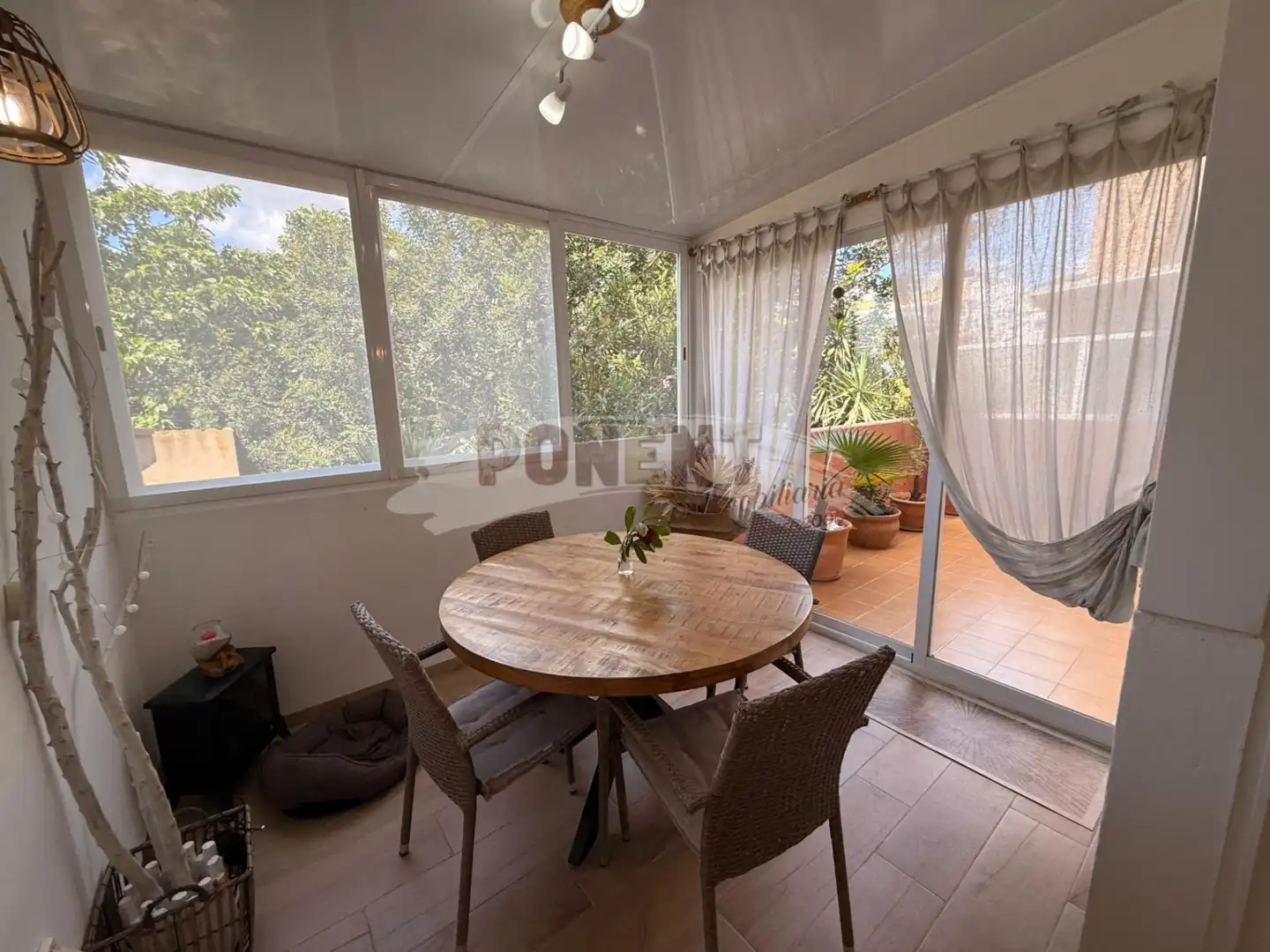 Esszimmer von Erdgeschoss zum Verkauf in Santa Eulària des Riu mit Klimaanlage, Terrasse und Abstellraum