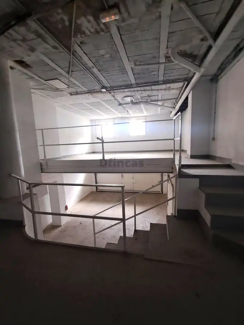 Business premises for sale in Camino Castralvo, imagen 2