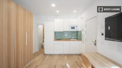 Foto 5 de Piso de alquiler en Buena Vista,  Madrid Capital