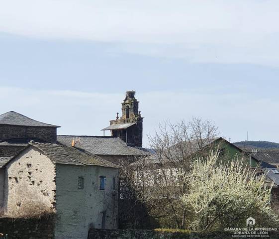 Casa-chalet en Venta en El Barredo en Páramo del Sil