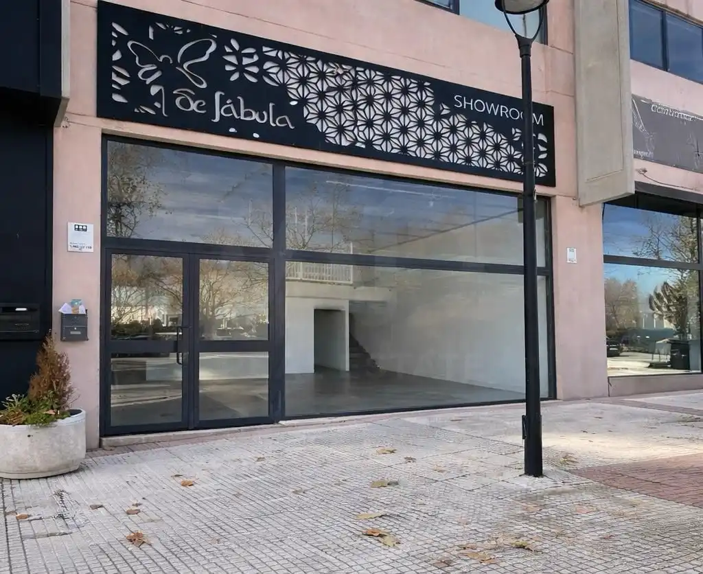 Gewerbefläche zur Miete in Puerta dublin 28 28