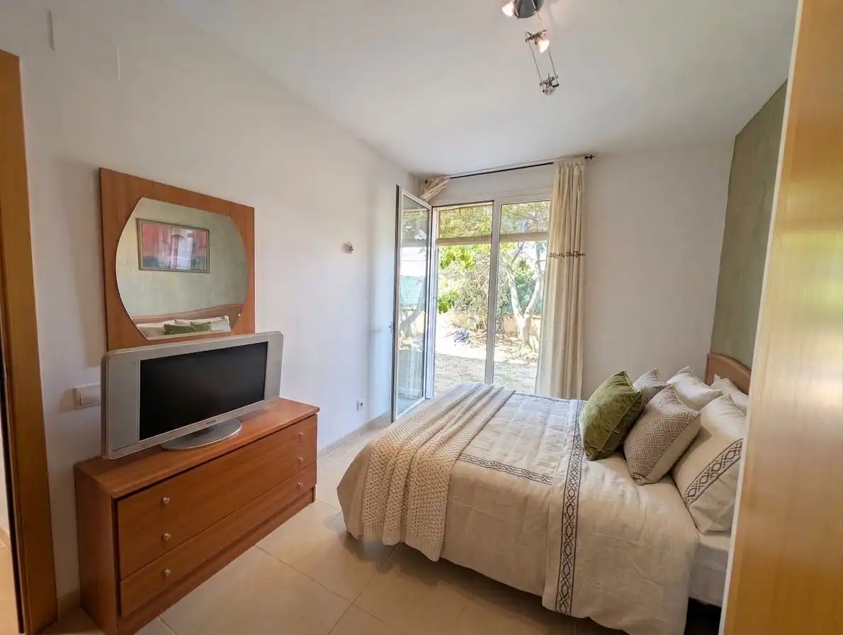 Casa aparellada amb piscina en venda a Platja de Mont-roig, imagen 7