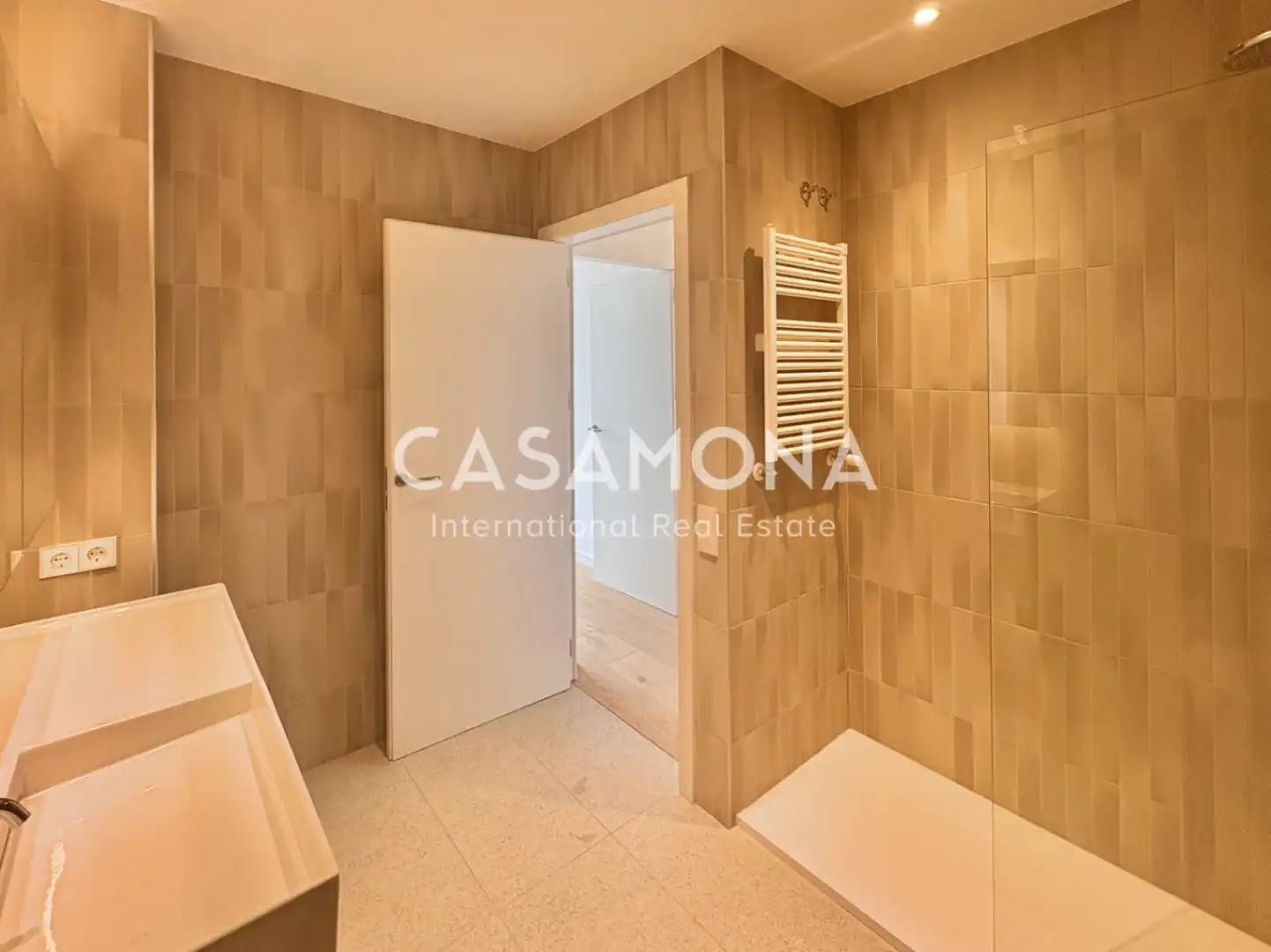 Baño de Ático en venta en Barcelona con Aire acondicionado, Calefacción y Terraza
