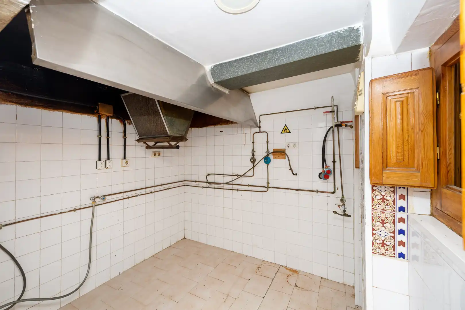 Cocina de Local de alquiler en Granada