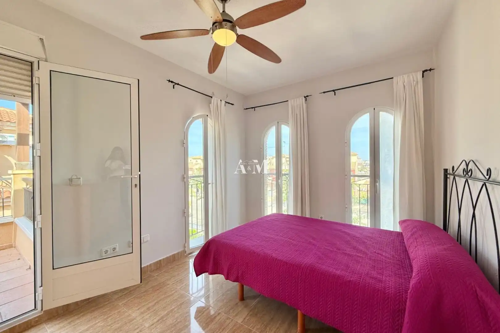 Dormitori de Casa o xalet de lloguer en Pilar de la Horadada amb Aire condicionat, Calefacció i Terrassa