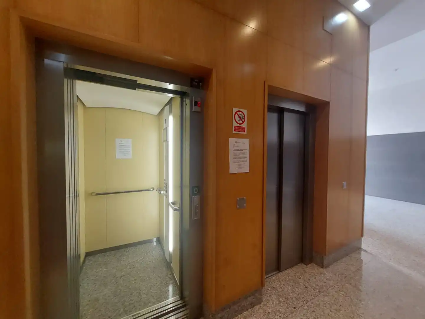Piso de alquiler en Gijón  con Calefacción, Jardín privado y Parquet