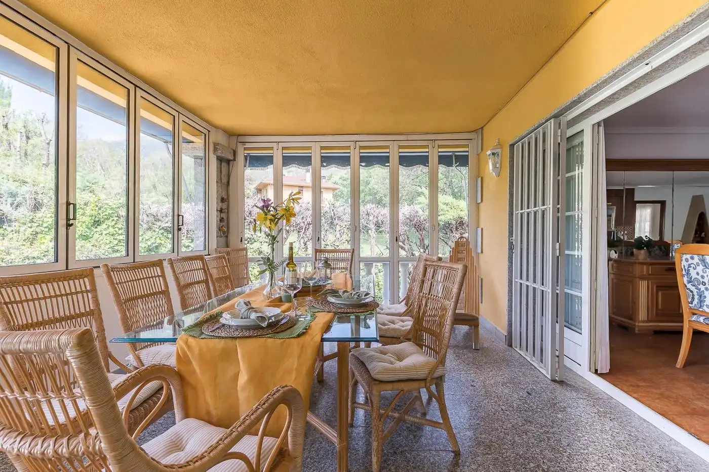 Comedor de Casa o chalet en venta en San Lorenzo de El Escorial con Calefacción, Alarma y Piscina comunitaria