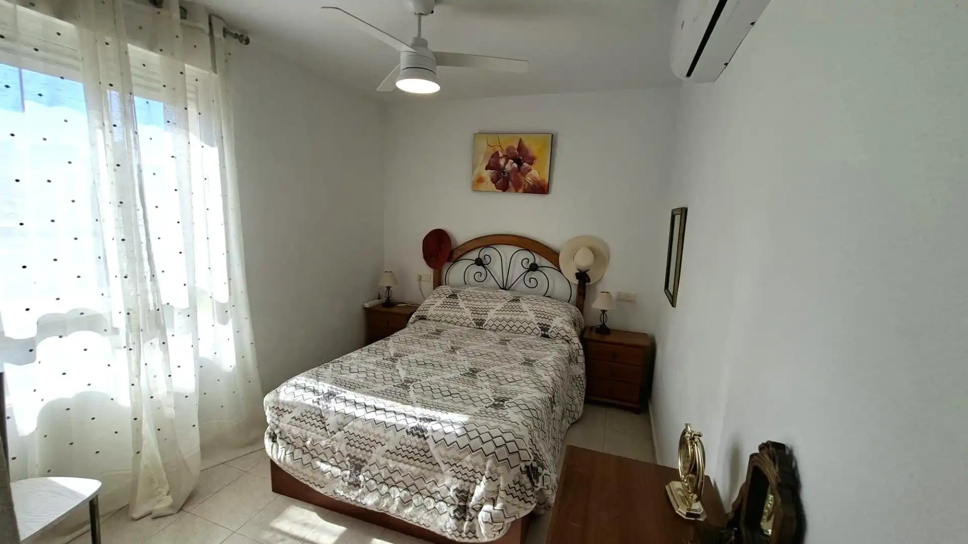 Bedroom of Flat for sale in Benidorm  with Air Conditioner, Heating and Private garden
