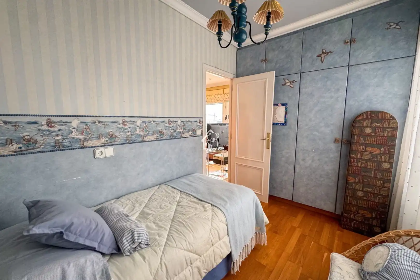 Habitación de Apartamento de alquiler en Torrevieja con Aire acondicionado, Amueblado y Horno