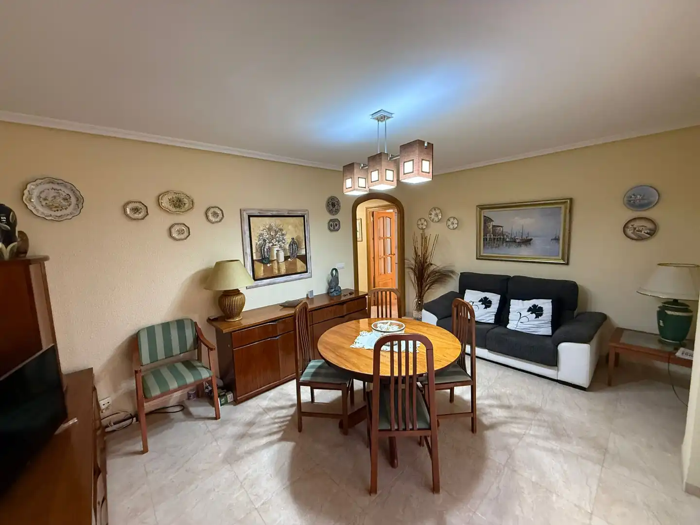 Appartement compact avec terrasse à vendre à Heliópolis