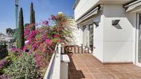 Exterior view of House or chalet for sale in  Barcelona Capital  with Air Conditioner, Terrace and Balcony