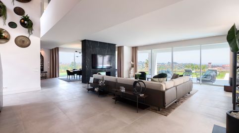 Foto 3 de Apartamento de alquiler en N/a, -1, El Paraíso, Benahavís
