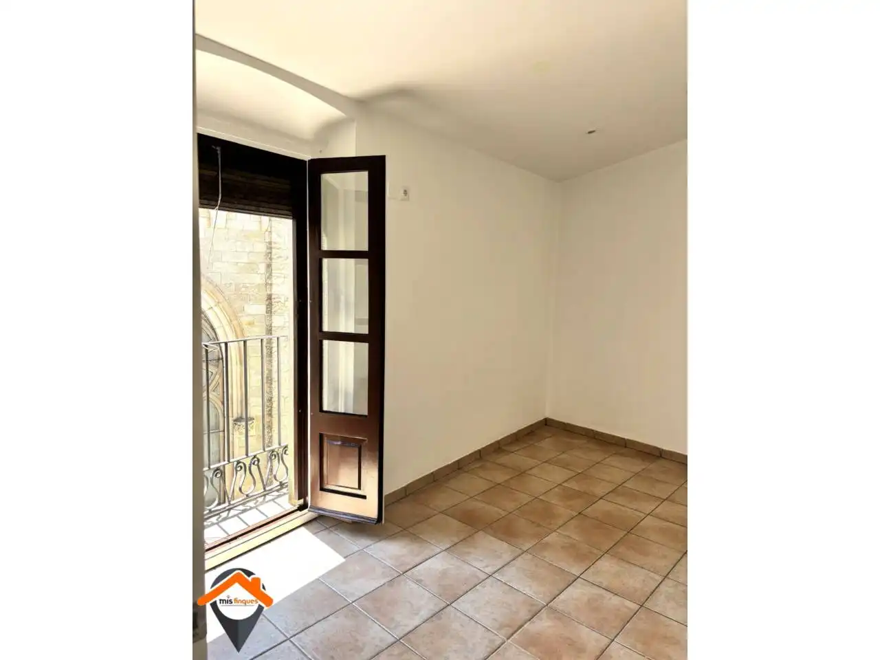 Vista exterior de Piso en venta en Sabadell con Balcón