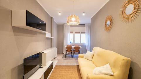 Foto 2 de Apartament de lloguer a Sants-Badal, Barcelona