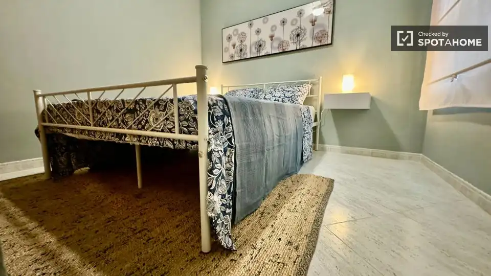 Habitación de Piso de alquiler en Cullera con Aire acondicionado, Calefacción y Amueblado