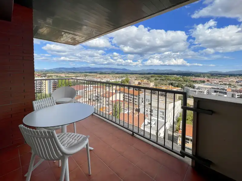 Terrassa de Pis en venda en Figueres amb Aire condicionat, Calefacció i Terrassa