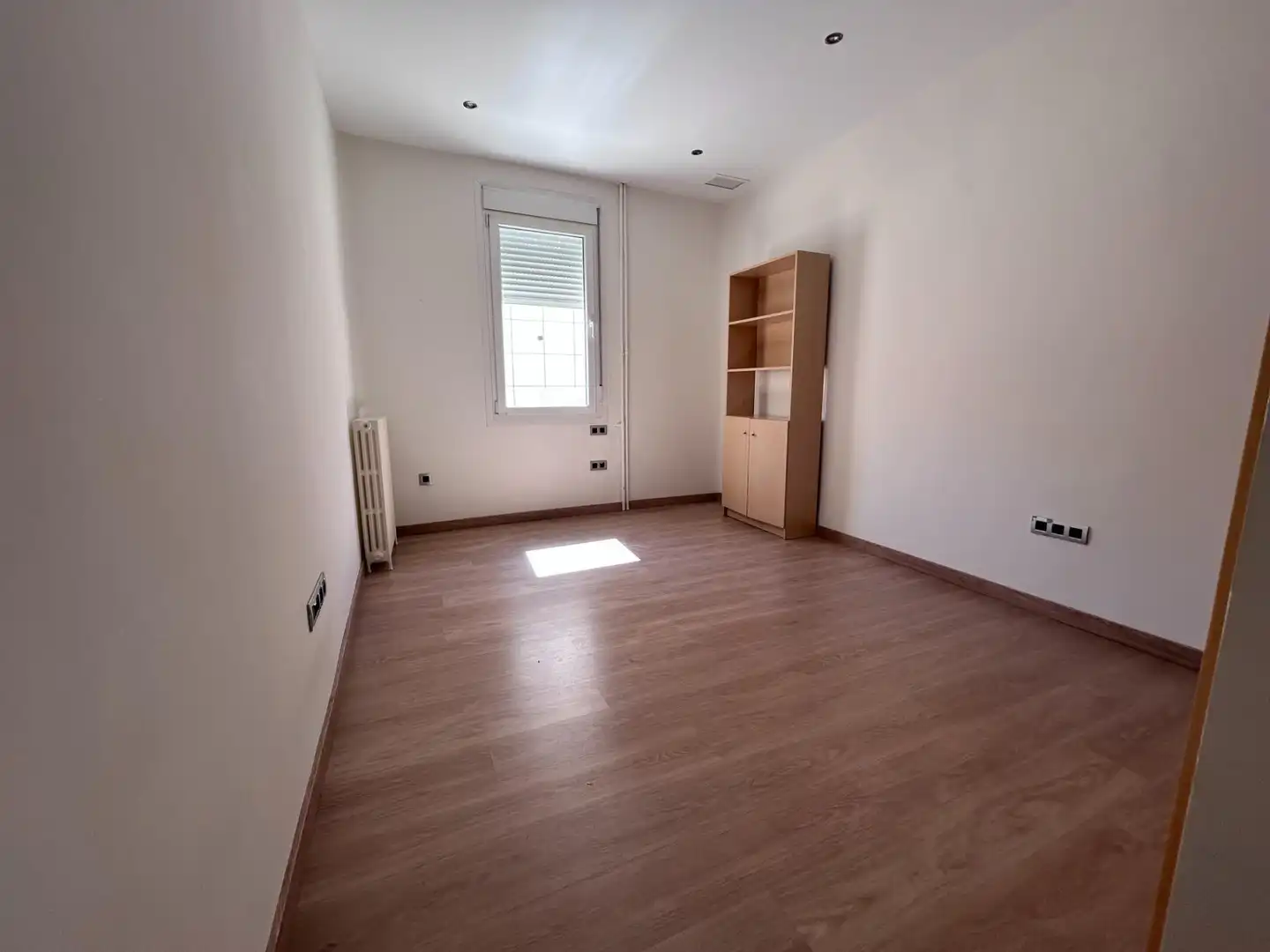 Bedroom of Flat for rent in Madrid  with Air Conditioner and Heating