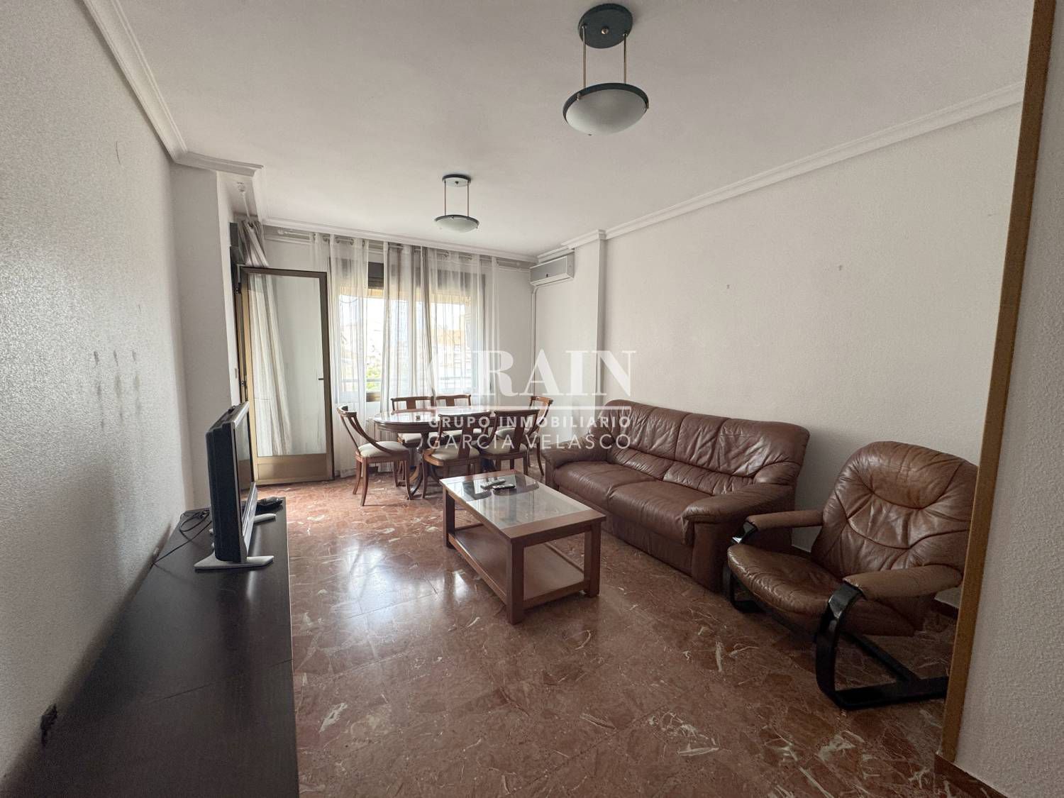 Sala d'estar de Pis de lloguer en  Albacete Capital amb Aire condicionat, Calefacció i Balcó