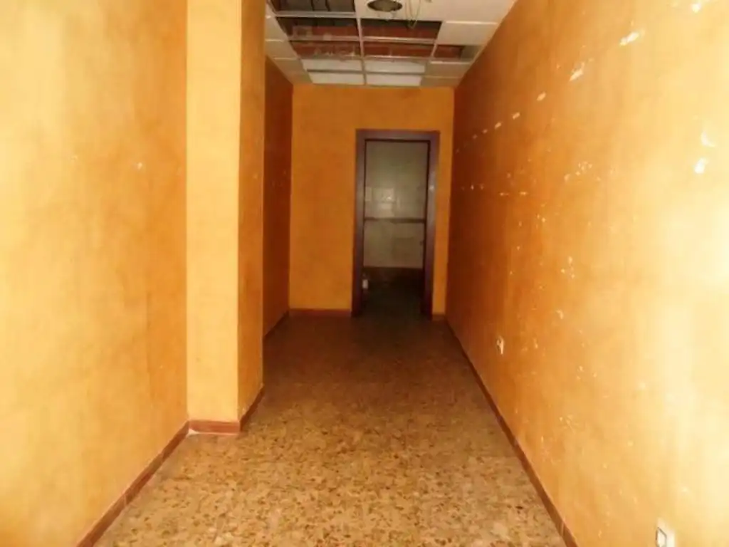 Local comercial en venda a Calle la Carolina, imagen 27