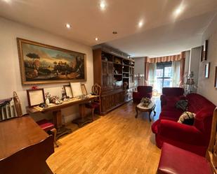 Living room of Flat for sale in  Madrid Capital  with Heating, Parquet flooring and Storage room