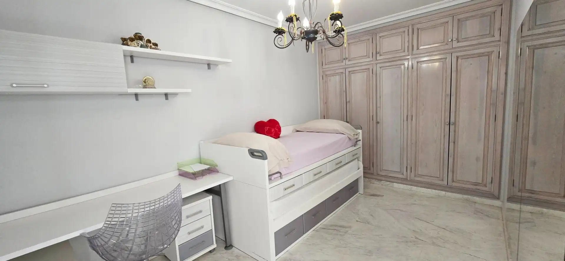 Habitación de Piso de alquiler en Petrer con Aire acondicionado, Calefacción y Amueblado