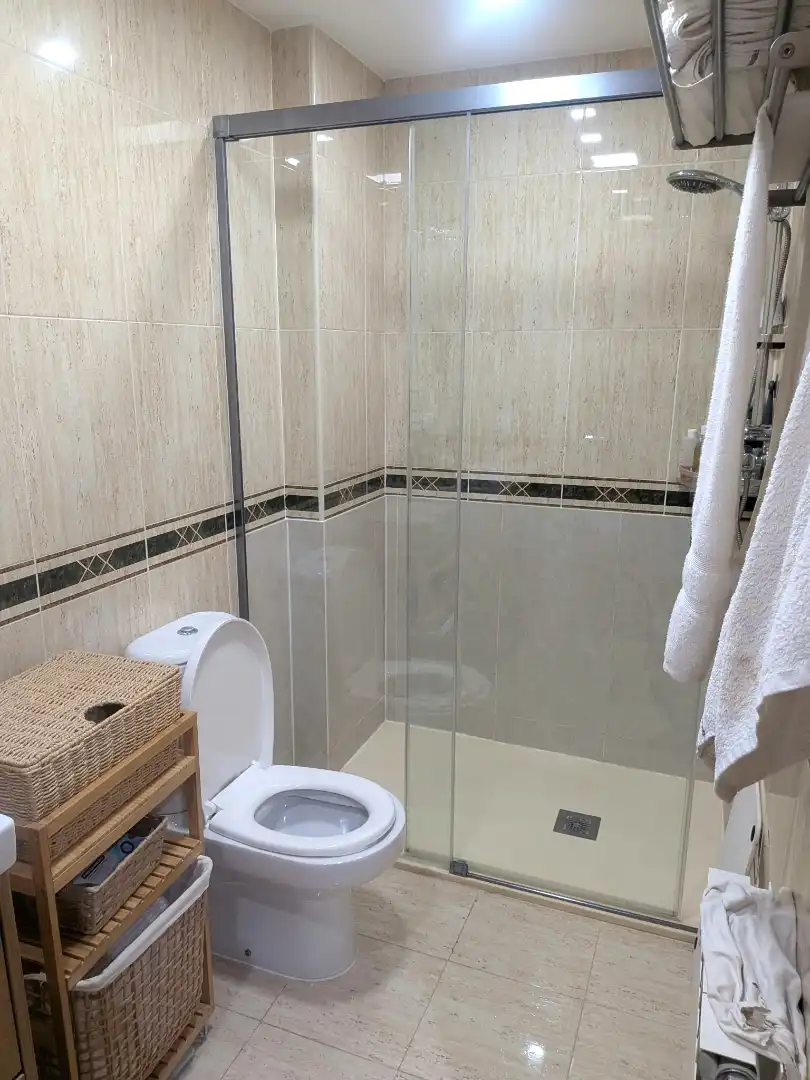 Baño de Piso en venta en Narón con Amueblado