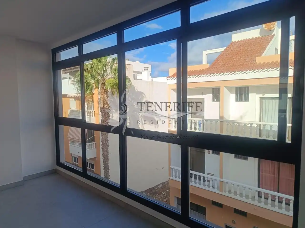 Vista exterior de Piso en venta en Guía de Isora con Aire acondicionado y Terraza