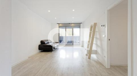 Foto 4 de Apartamento en venta en Carrer Carrer de Can Tries, Santa Eulàlia, Barcelona