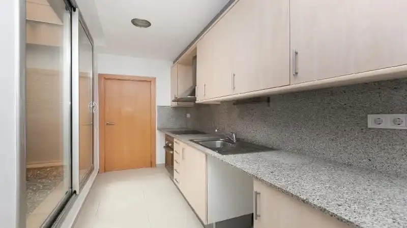Kitchen of Office for sale in Molins de Rei