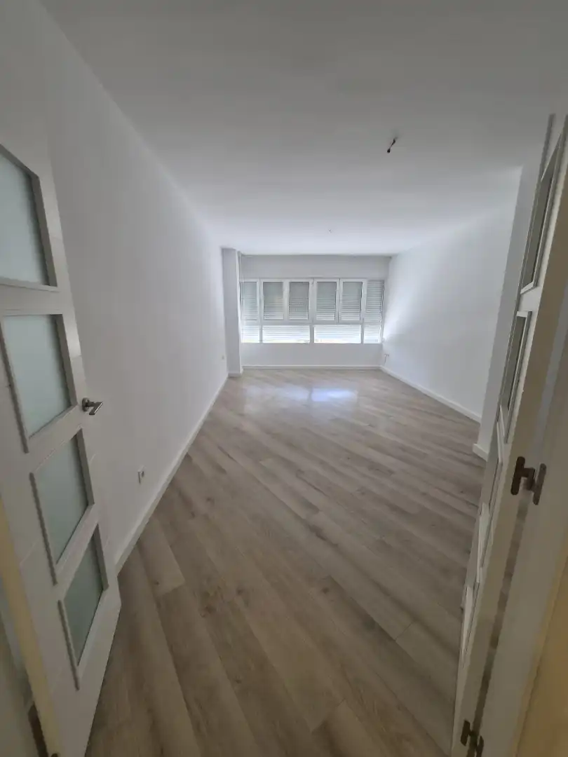 Living room of Flat for rent in Valencia  with Air Conditioner, Heating and Parquet flooring