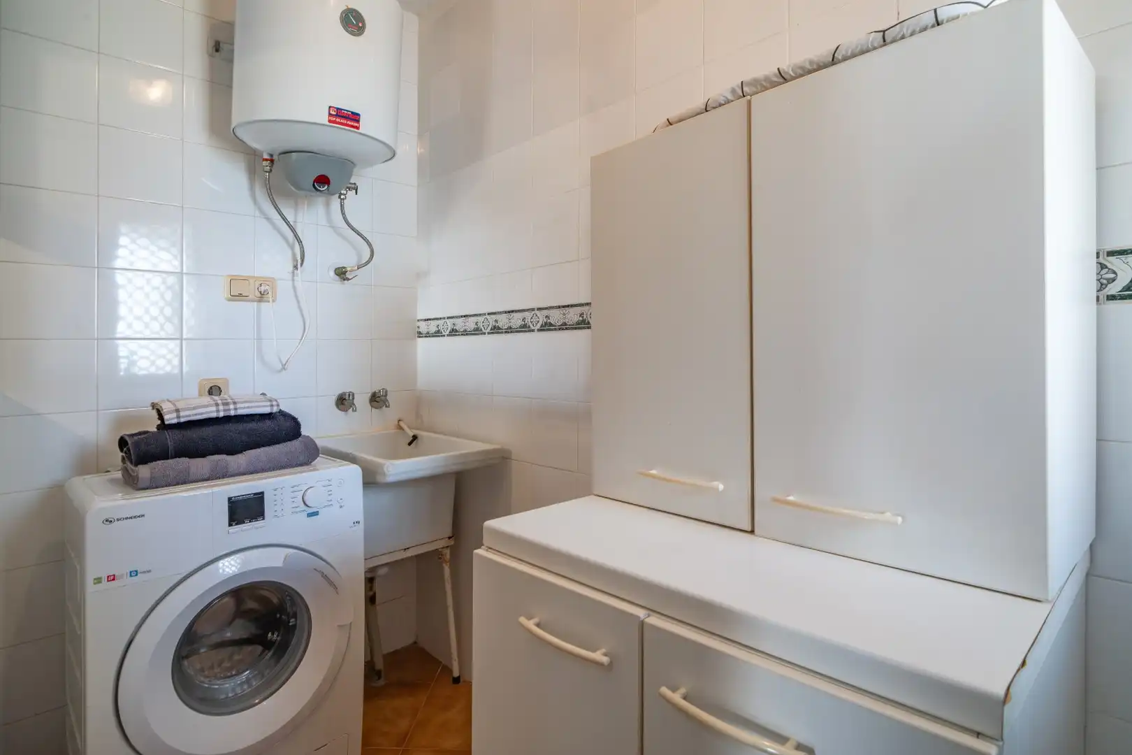 Bathroom of Apartments for sale in Orihuela  with Air Conditioner, Heating and Terrace