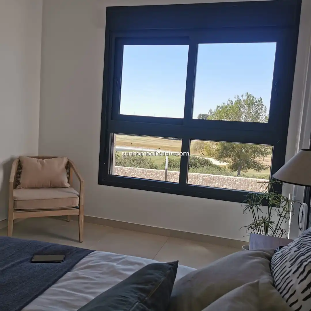 Habitación de Piso en venta en Pilar de la Horadada con Aire acondicionado, Calefacción y Jardín privado