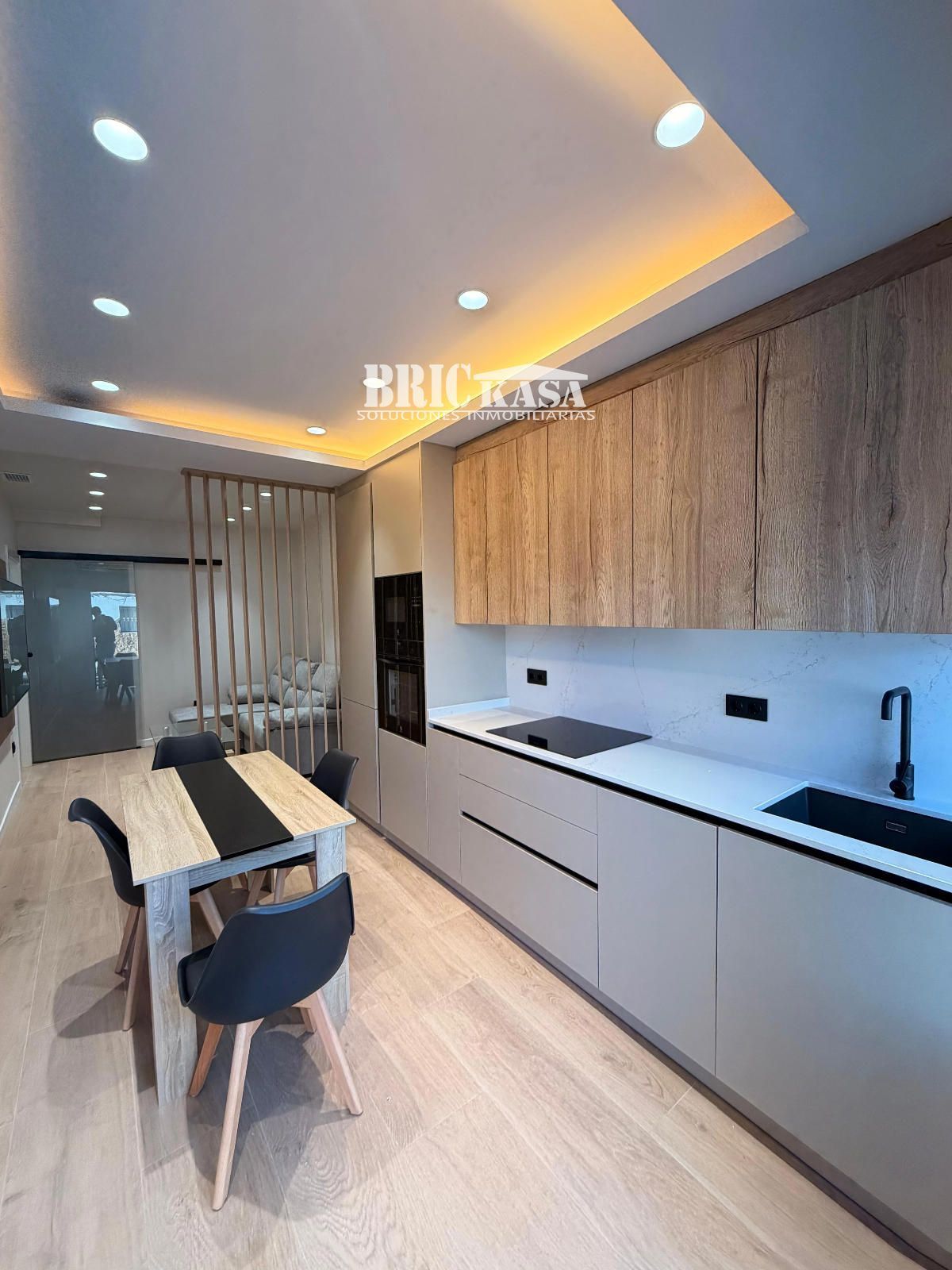 Cuina de Pis en venda en Cáceres Capital amb Aire condicionat, Calefacció i Moblat