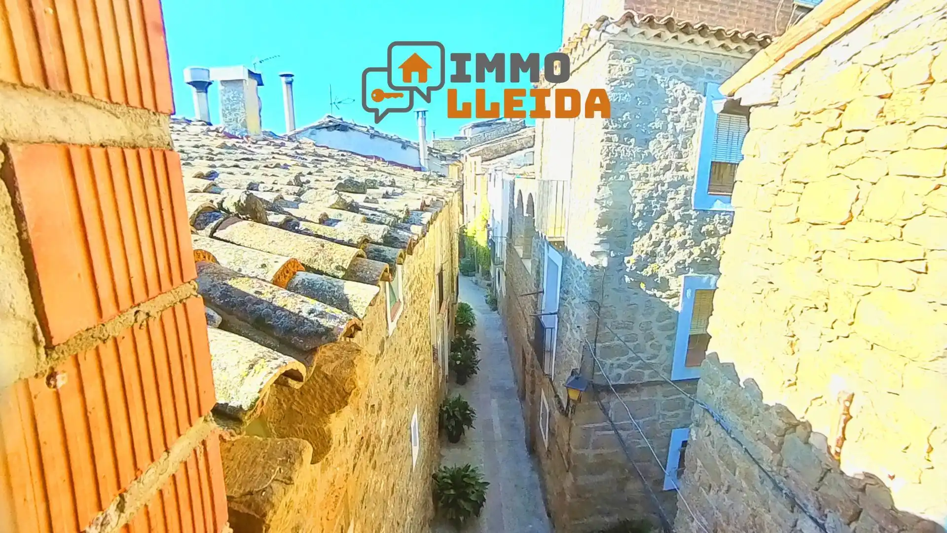 Vista exterior de Casa adosada en venta en Vilanova de Meià con Terraza, Trastero y Balcón