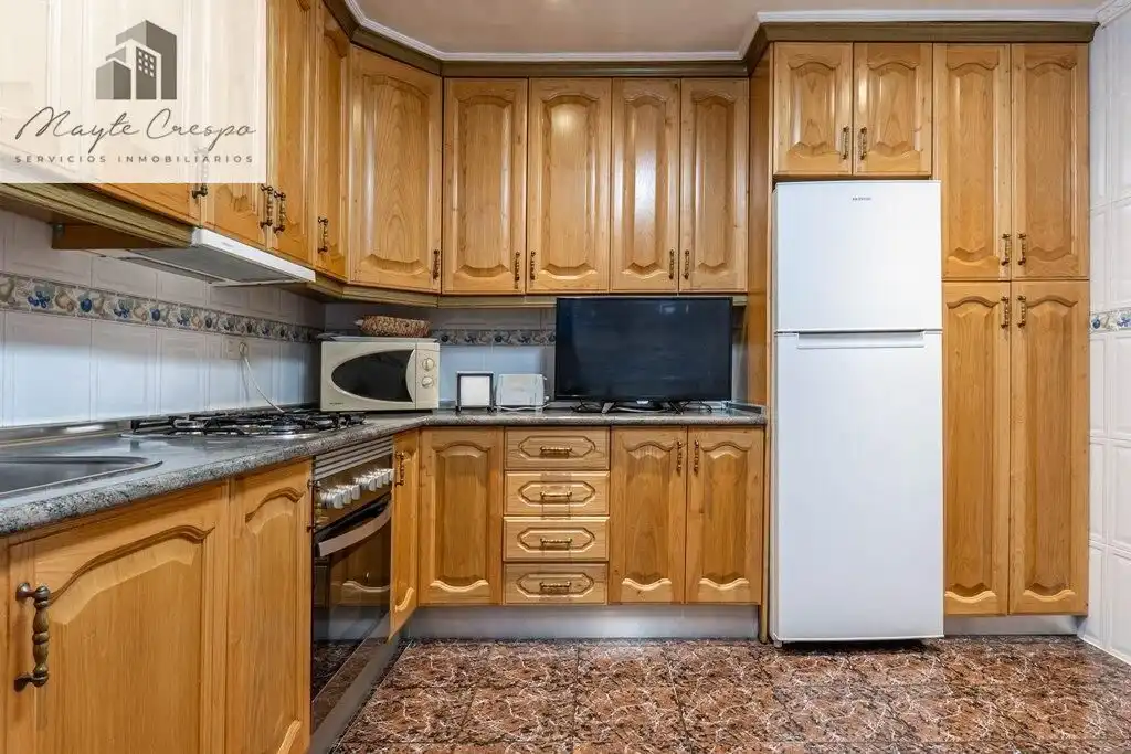 Piso con ascensor en venta en Calle Águila, imagen 3