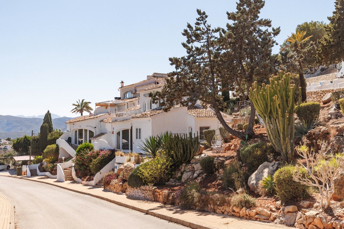 Vista exterior de Casa adosada en venda en Jávea / Xàbia amb Jardí privat