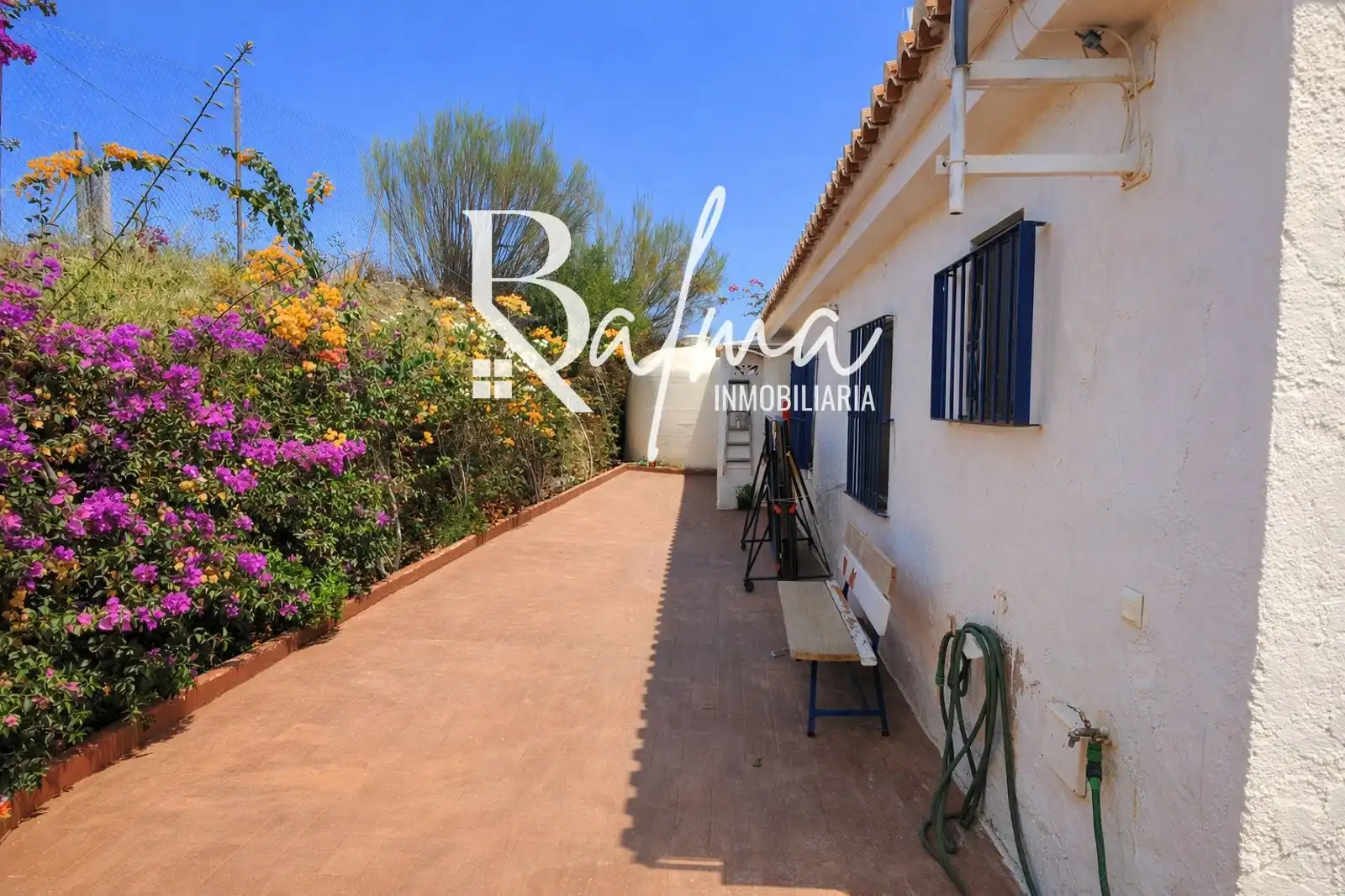 Villa mit Pool zum Verkauf in Almayate, imagen 5