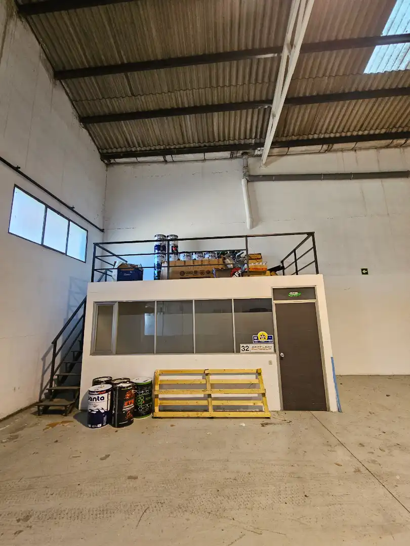Nave industrielle à louer à Carrer Xops, imagen 4