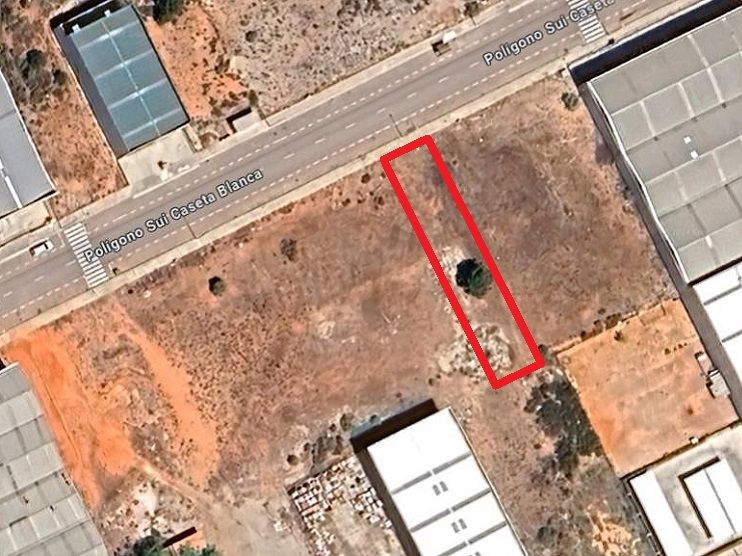 Terreny industrial en venda en Vall d'Alba