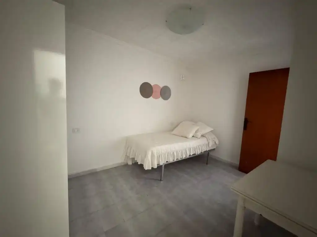Dormitori de Casa o xalet en venda en Zona Carrefour - Urbanizaciones